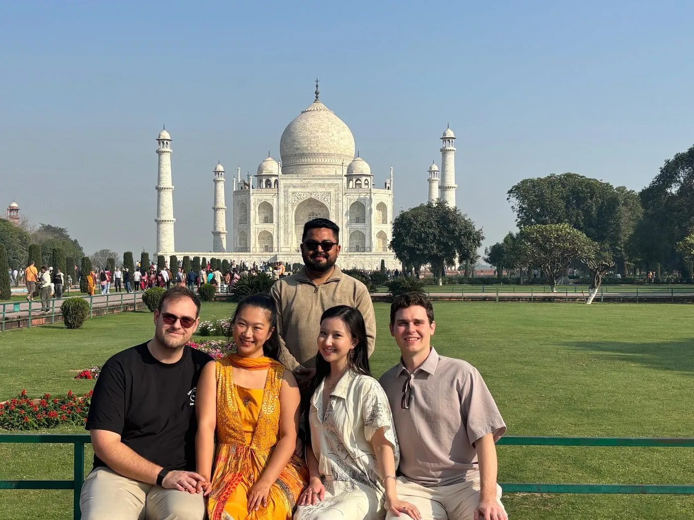 Viajeros en el Taj Mahal