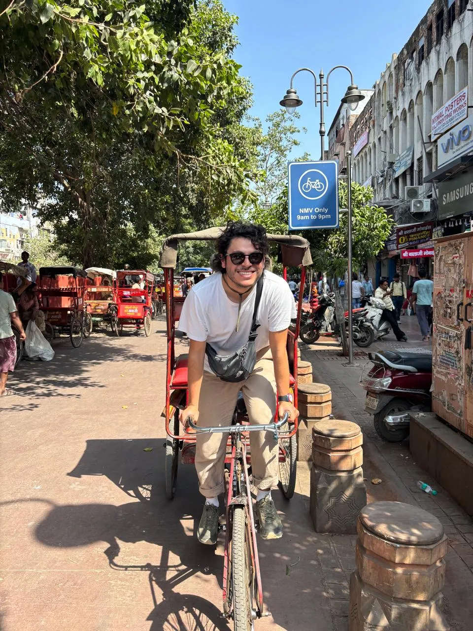 Local street life and cycle-rickshaw in Agra